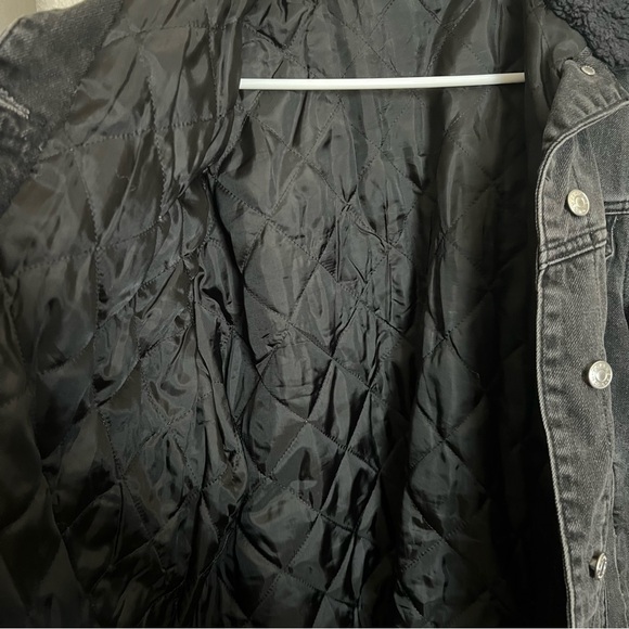 Topshop Charcoal Denim Jacket with Sherpa Collar - Picture 4 of 9